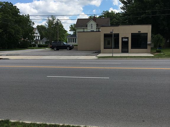2nd image of 1600 Middle Ave