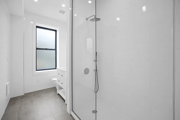 Rented by Target Realty Group | media 13