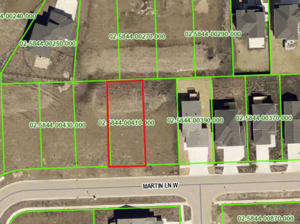 6163 Martin Ln W, West Fargo, ND 58078