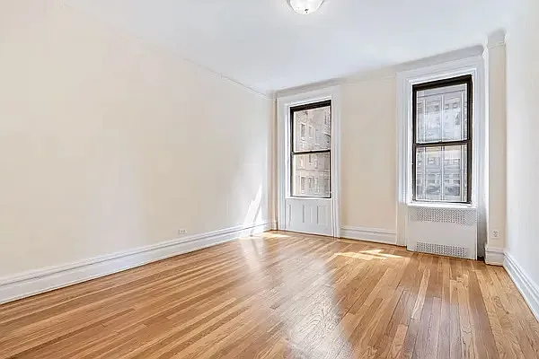 Rented by Oxford Property Group | media 17