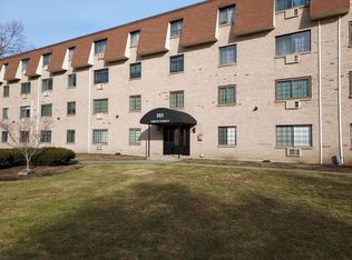 Sheridan Square Condominium, Rockland, MA 02370