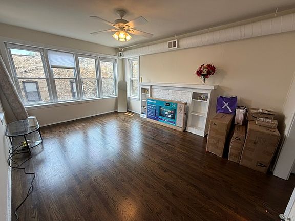 5th image of 1742 W Touhy Ave APT 3N