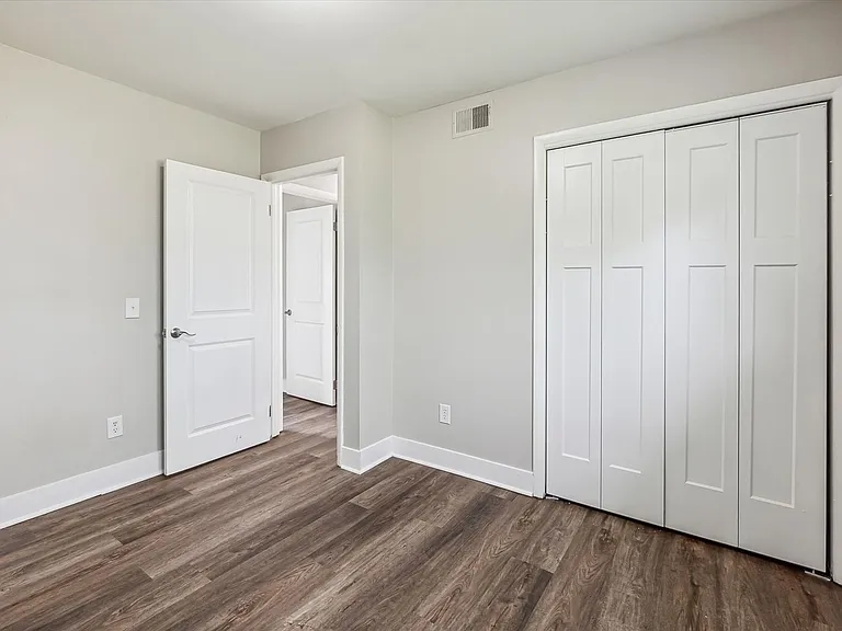 210 Morrill St — Photo 11