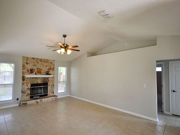 4th image of 6967 Huntington Woods Cir E