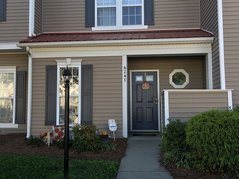 FRONT EXTERIOR