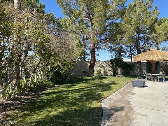 3rd image of 8175 Arville St #28