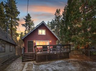 1018 W Robinhood Blvd, Big Bear City, CA 92314