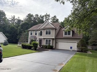 39 Brookside Dr, Saratoga Springs, NY 12866