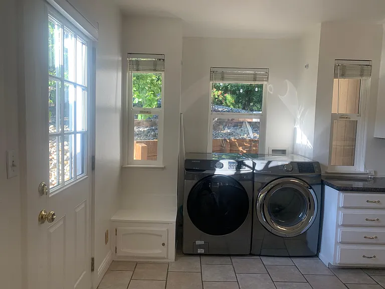 22501 Mount Eden Rd — Photo 7