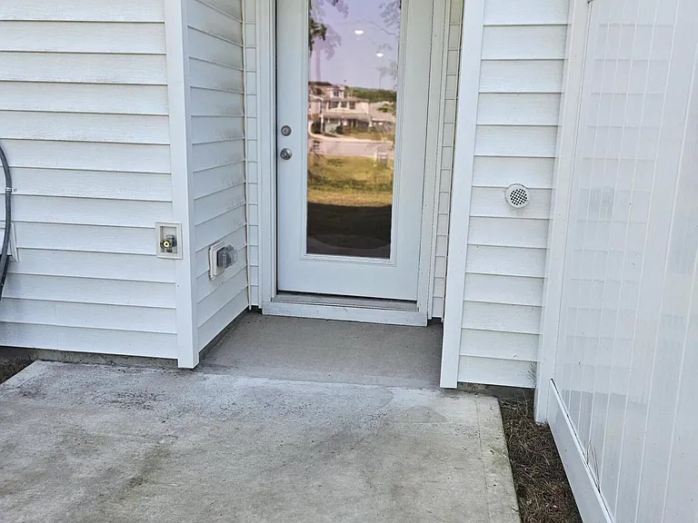 2107 Gracie Ln — Photo 21