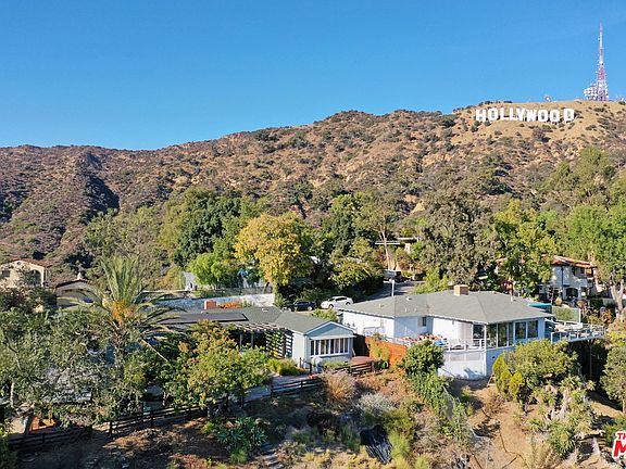 3rd image of 6230 Mulholland Hwy
