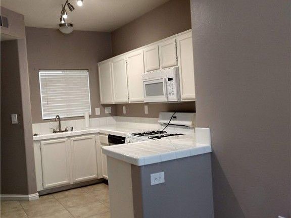 3rd image of 1050 E Cactus Ave Unit 1022