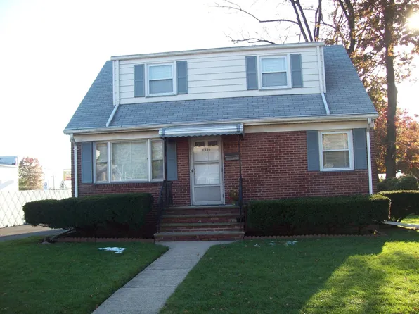 1336 Crescent Ave, Roselle, NJ 07203