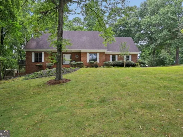 3410 Donegal Way, Snellville, GA 30039
