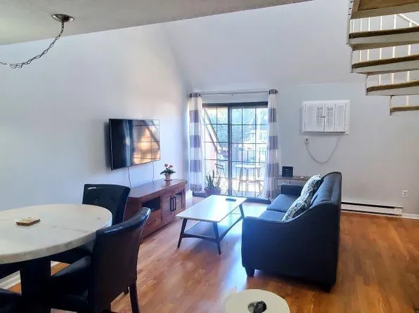 42 North Main Street #59, West Hartford, CT 06107