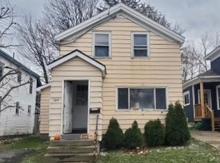 104 W Mohawk St, Oswego, NY 13126