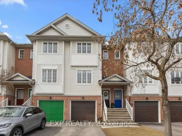 36 Yorkville St, Ottawa, ON K2C 4B5