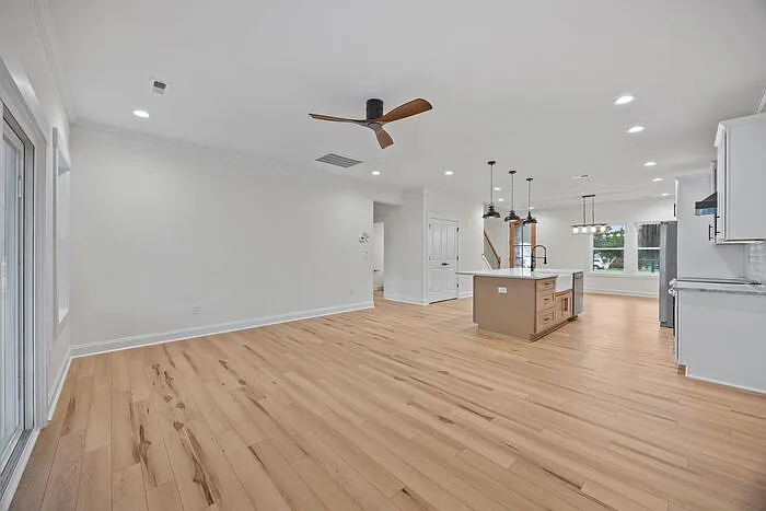1010 Gibson Rd — Photo 20