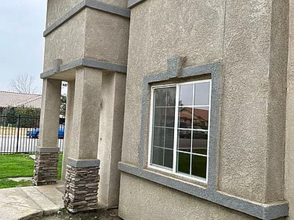 4th image of 600 Hosking Ave #D