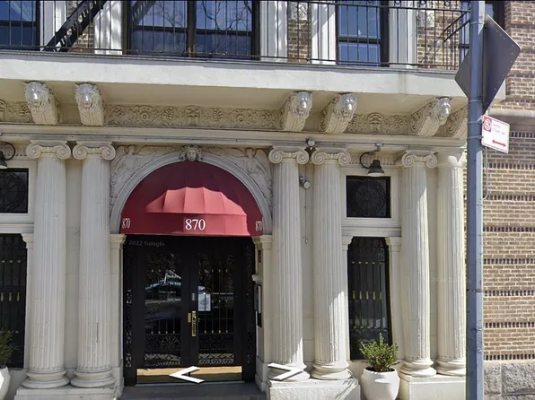 870 Riverside Dr APT 2B, New York, NY 10032
