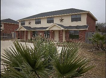 1st image of 1100 Lansberry Ct APT B