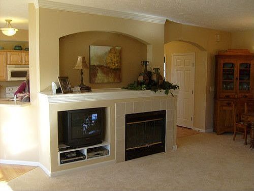 3rd image of 4381 Black Oak Ln