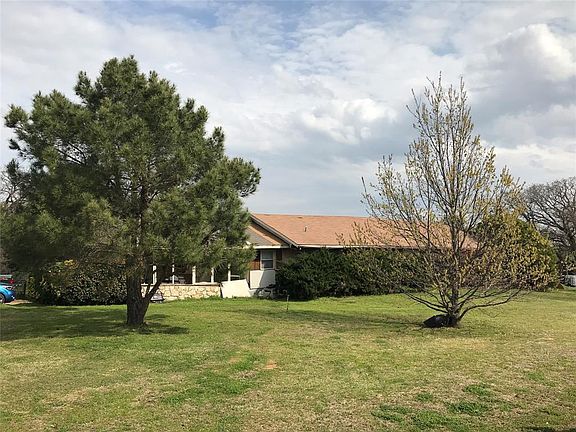 2nd image of 141 Heritage Dr