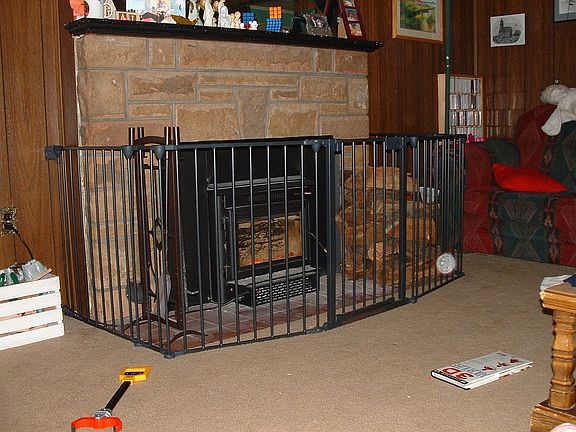 living room / woodstove