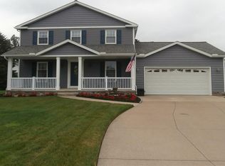 2016 Foxwood Dr, Erie, PA 16510