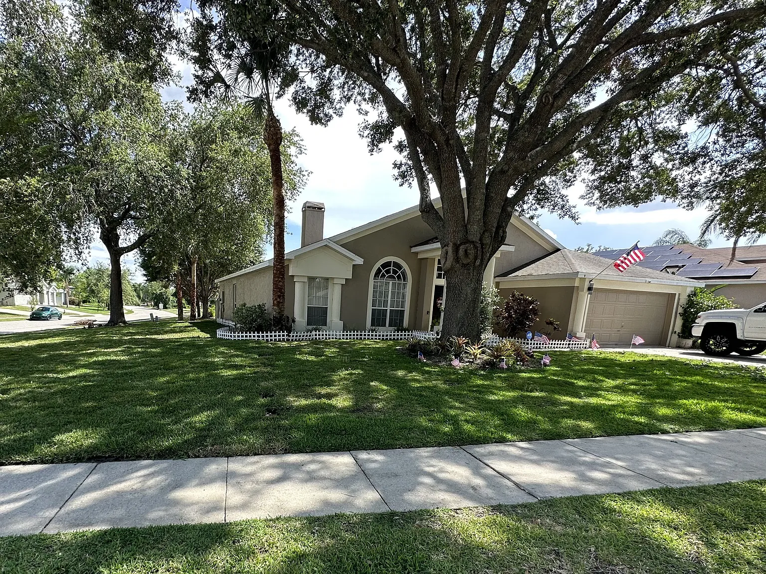 9 Valleywood Dr — Photo 1