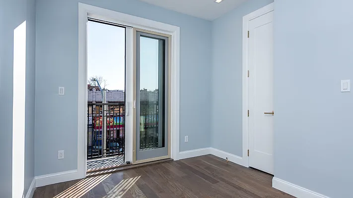 Rented by Nooklyn NYC LLC | media 23