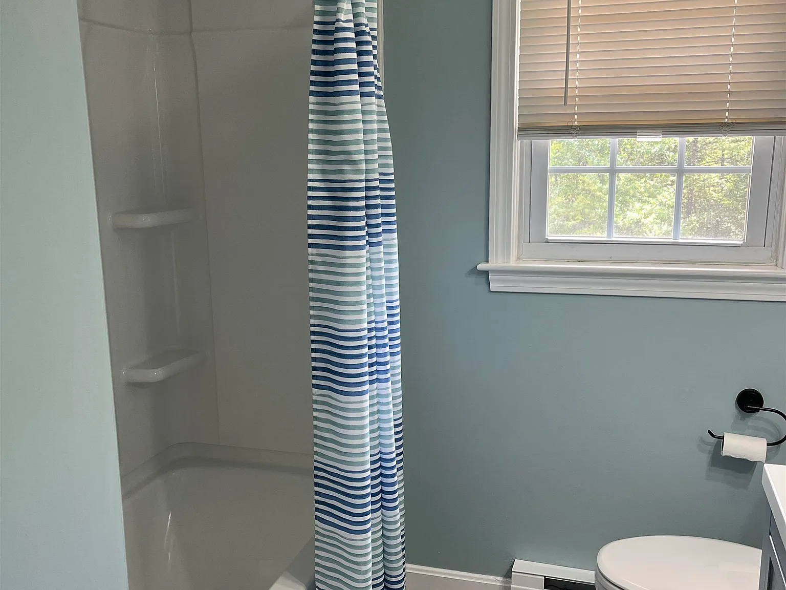 2 bed, 1.0 bath, 740 sqft, $2,000 — Photo 1