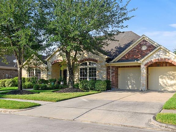 2nd image of 14318 Wildwood Springs Ln