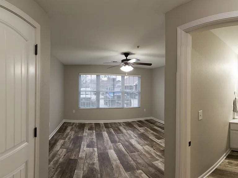 Maple Sunset Apartment Homes — Photo 89