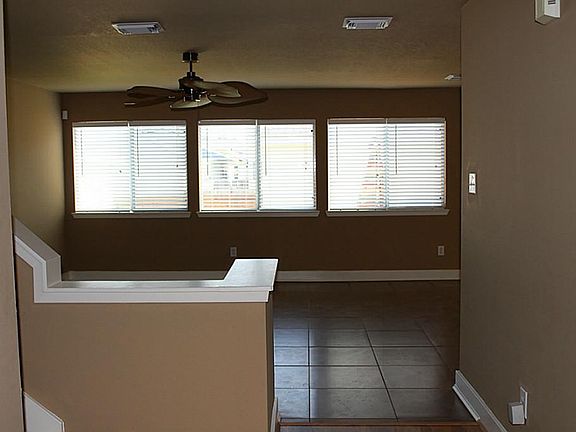 3rd image of 20915 Patriot Park Ln