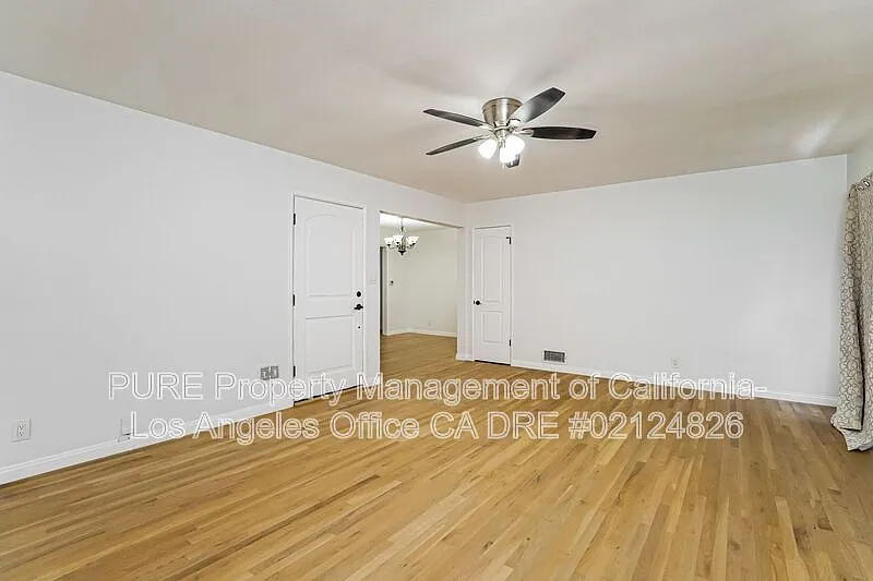3 bed, 2.0 bath, 1500 sqft, $3,895 — Photo 2