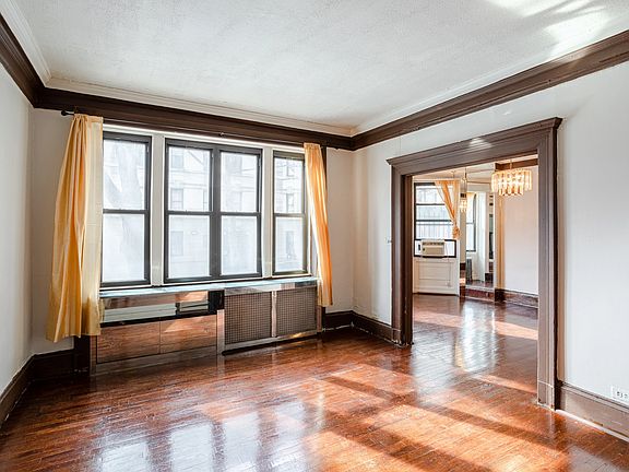 3rd image of 400 Convent Ave APT 2