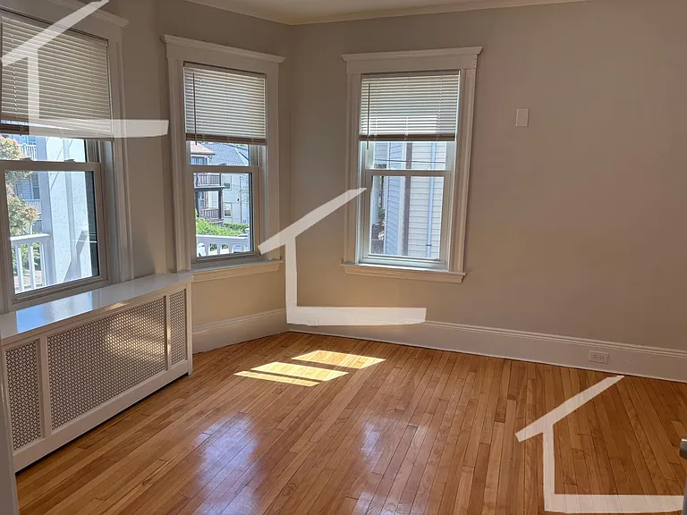 32 Matchett St #1B — Photo 3