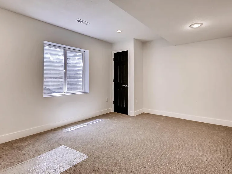 15576 Olmsted Pl — Photo 16
