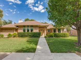 1902 Westminister Dr, Rowlett, TX 75088