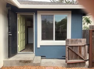 Slater 1660, Santa Rosa, CA 95404