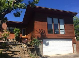 1552 Orange Ave, Redding, CA 96001