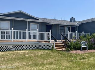 6201 Stone Crest Dr, Gillette, WY 82718