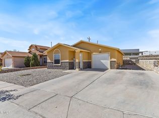 409 Duskwood St, Socorro, TX 79928