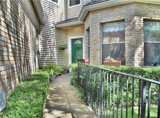 13 Champion Dr, Lakeway, TX 78734