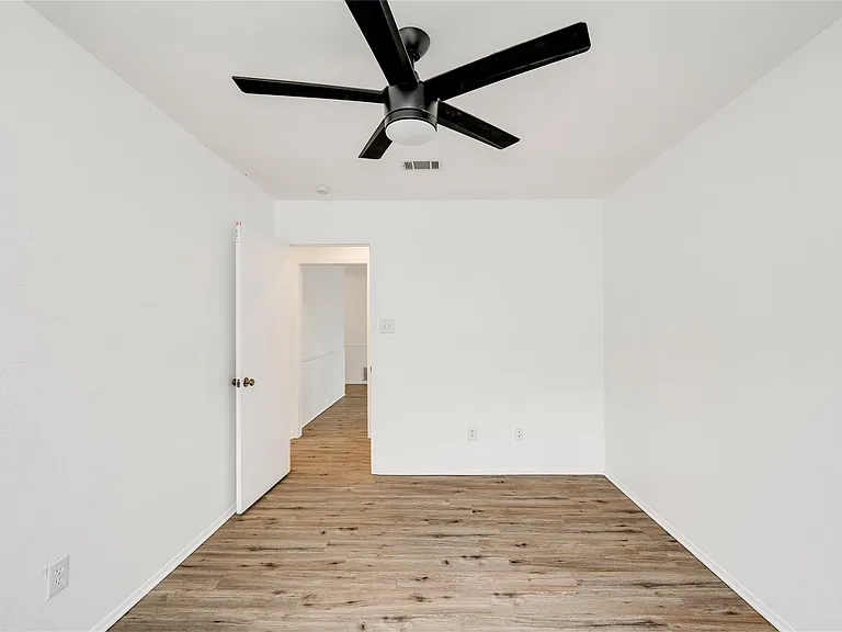 6705 Lancret Hill Dr — Photo 19
