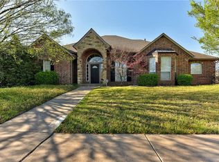 1724 NW 184th St, Edmond, OK 73003