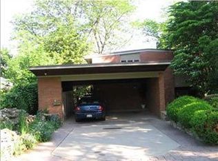 2416 Marbury Rd, Pittsburgh, PA 15221