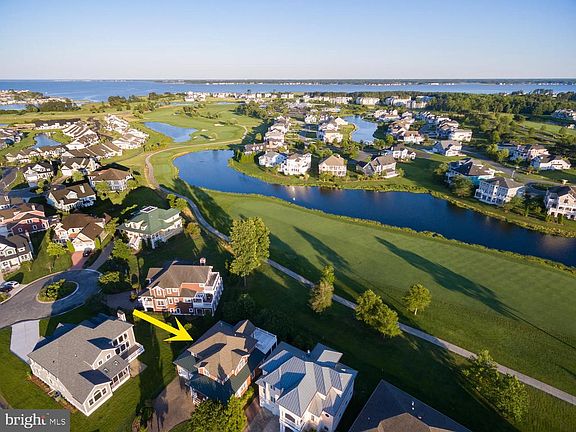 3rd image of 33450 Marina Bay Cir