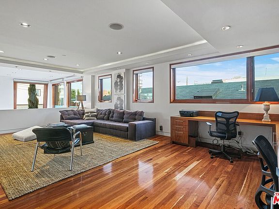 5th image of 1718 Abbot Kinney Blvd